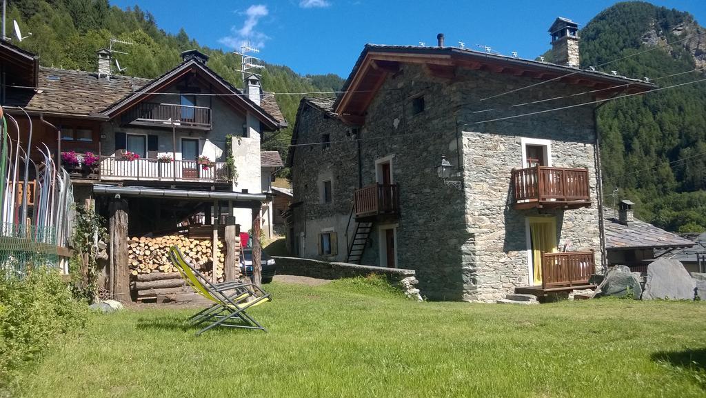 Maison Leveque Brusson Zewnętrze zdjęcie
