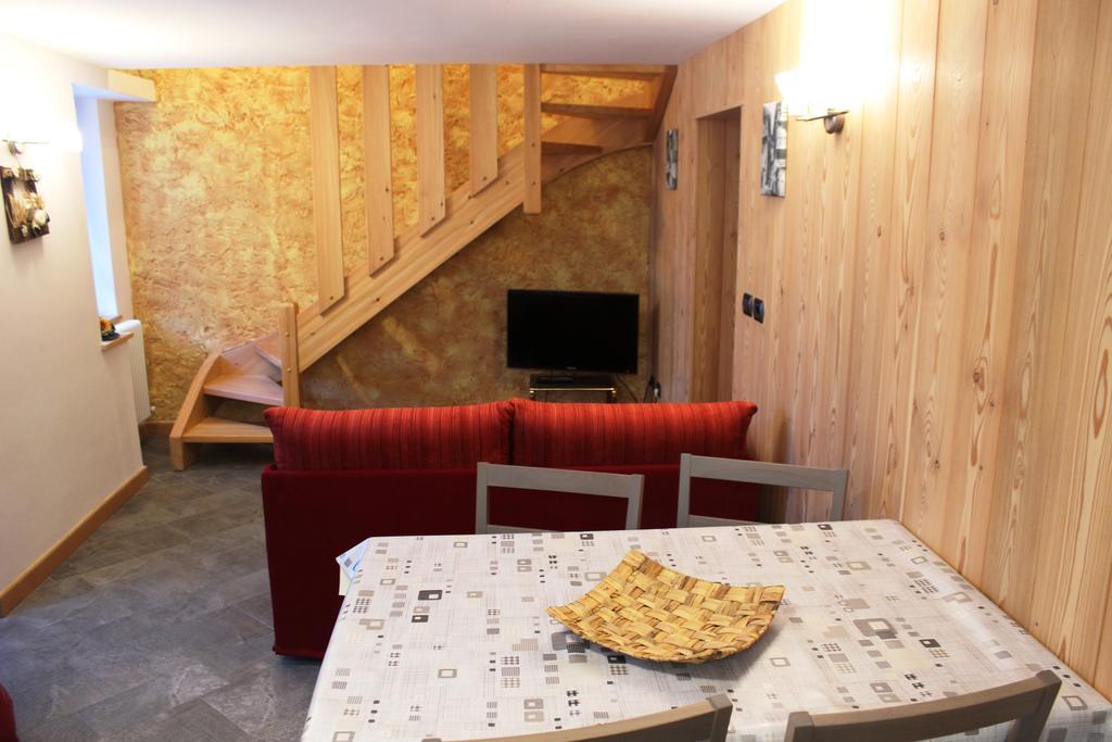 Maison Leveque Brusson Zewnętrze zdjęcie